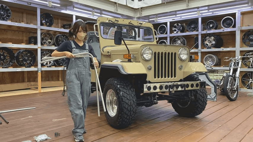 限定販売】doloncoでしか買えない！三菱JEEP専用の幌を取り付けながら 