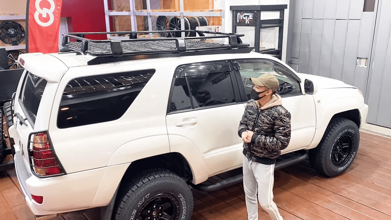 パーツ取り付け】215サーフにオージースタイルのルーフラックを  