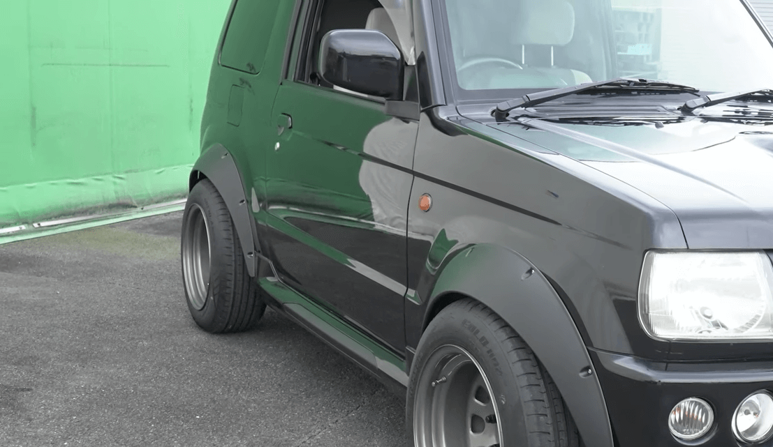 カスタム紹介】パジェロミニを普通車登録してブラック塗装＆ワイド 