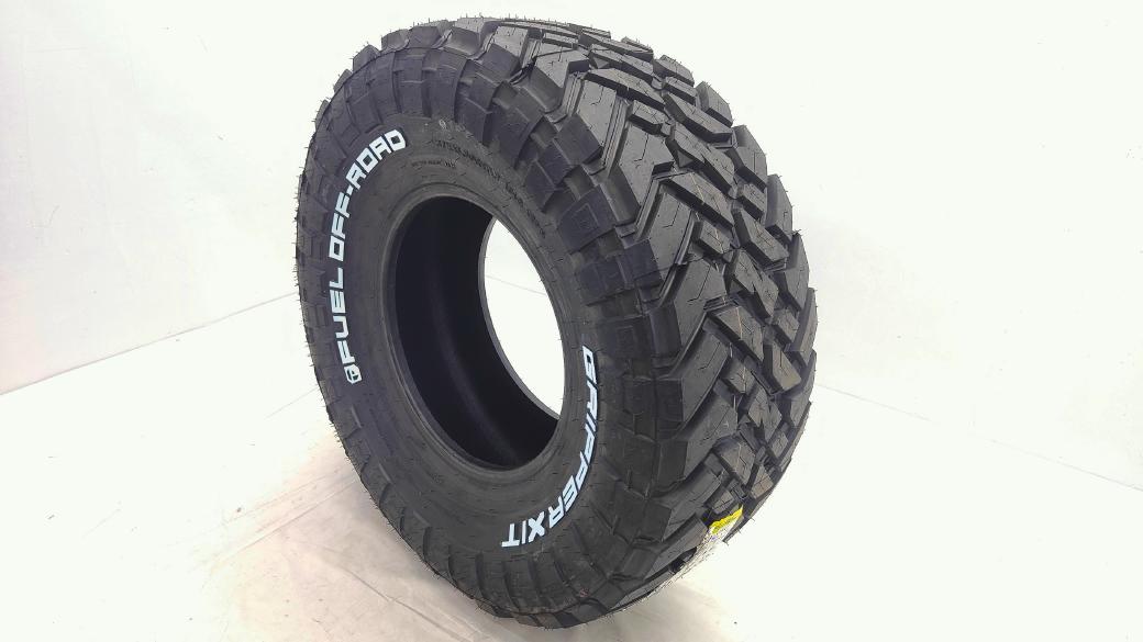 FUEL OFFROAD (フューエル オフロード)】 17インチタイヤ 1本 GRIPPER XT X/T M/T MT 37×13.5R17  ホワイトレター マッドテレーン [ 37 13.5 17 ] ブロックタイヤ タイヤ / オフロード車のカスタムパーツなら【dolonco】【公式】