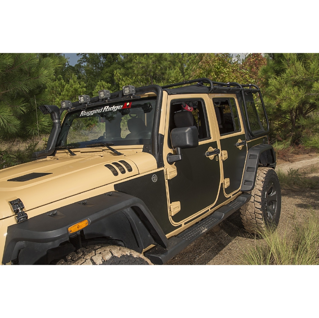 RUGGED RIDGE (ラギッドリッジ)正規輸入品】 マグネット プロテクター ブラック JEEP ジープ JK ラングラー 4ドア用  2007年～2018年 / オフロード車のカスタムパーツなら【dolonco】【公式】